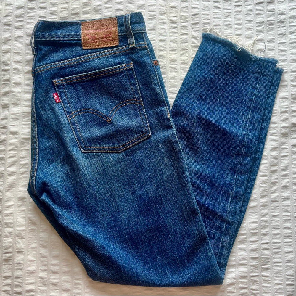 Levi's Wedgie Icon Jeans